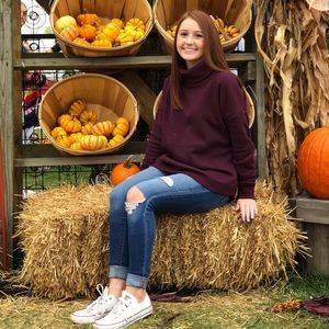 Meet your Posher, Hannah